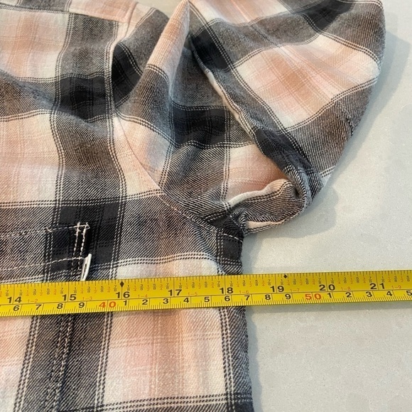 Vans Plaid/ tartan flannel button-up shirt size S - Picture 8 of 12